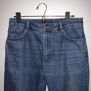 mom jeans